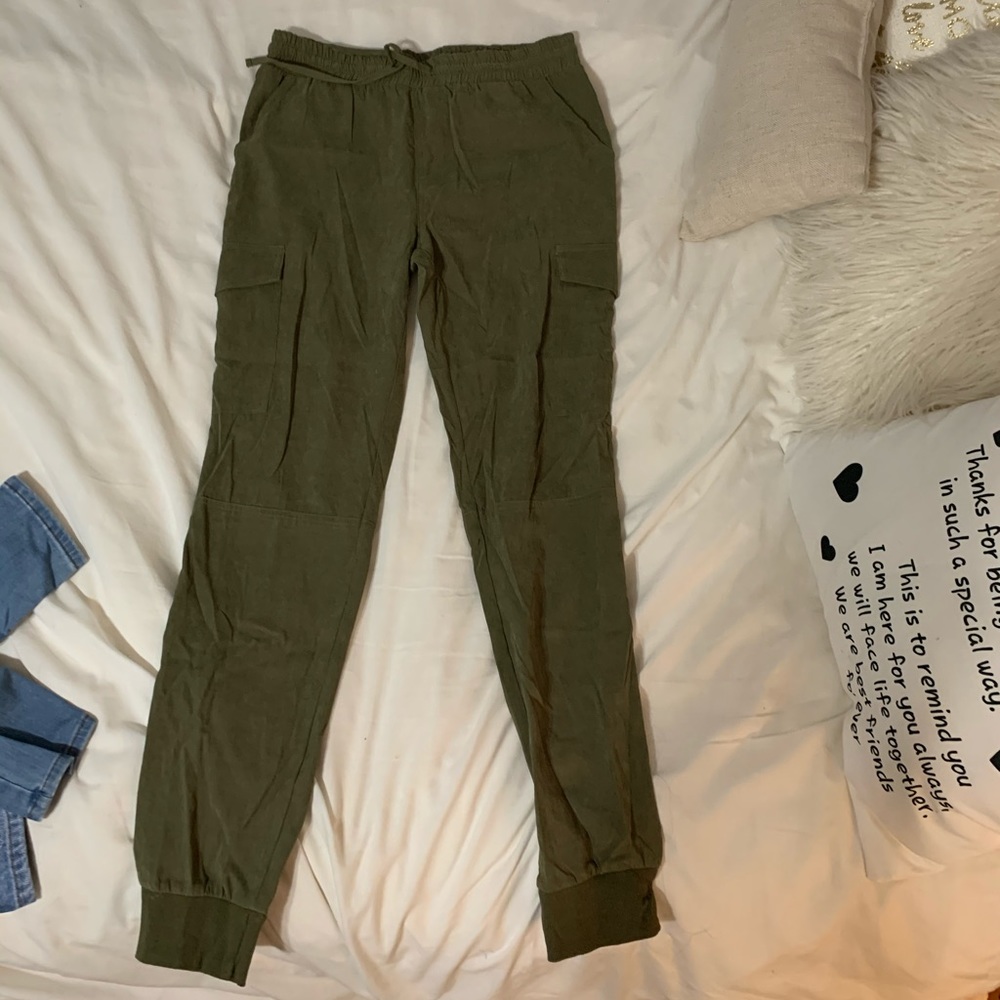 Stylish Olive Green Cargo pants